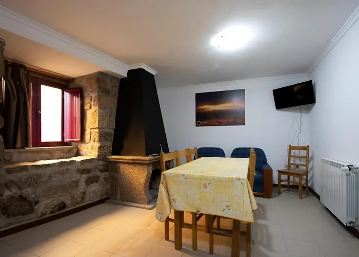 Casas Do Flor * Gouveia